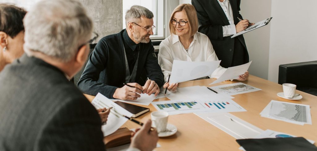 When and Where To Invest In?